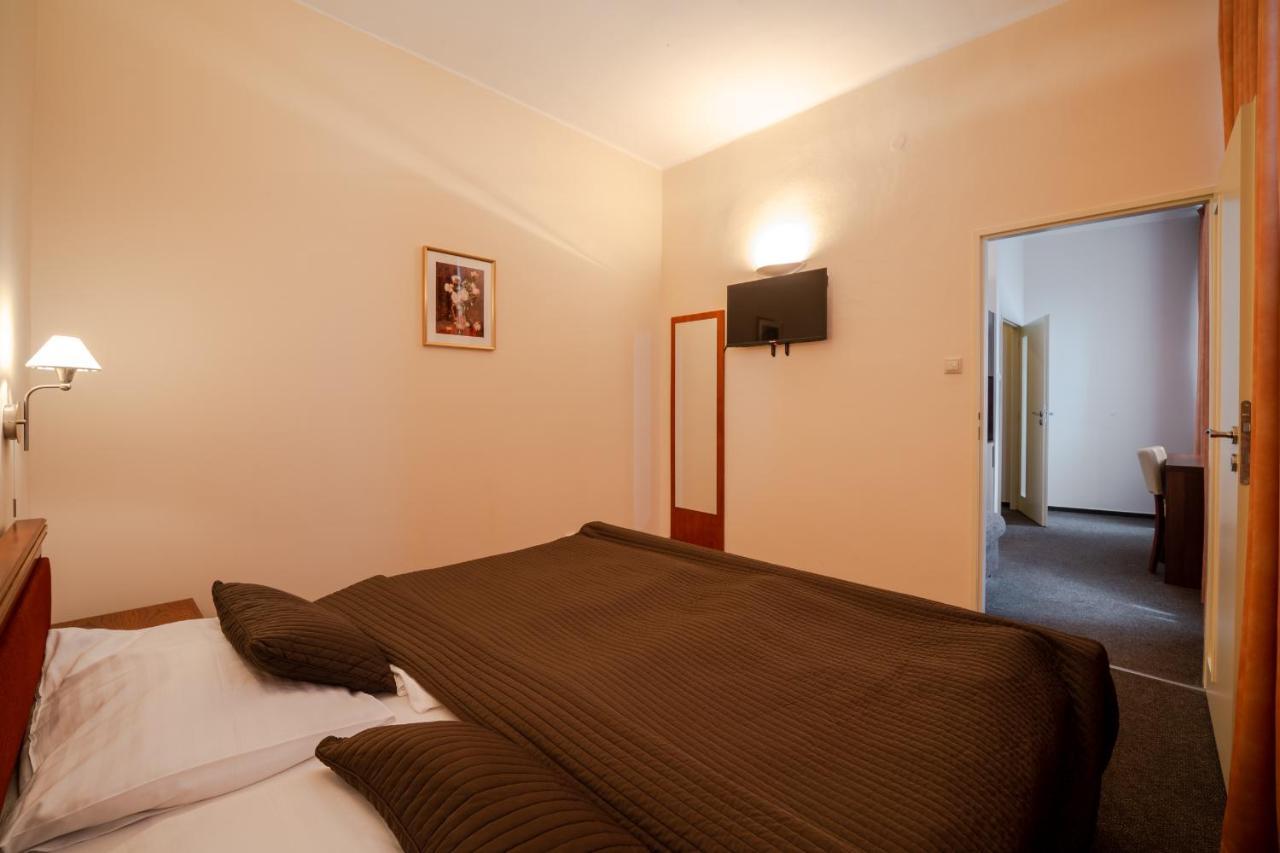 Hotel Grand Uherské Hradiště المظهر الخارجي الصورة