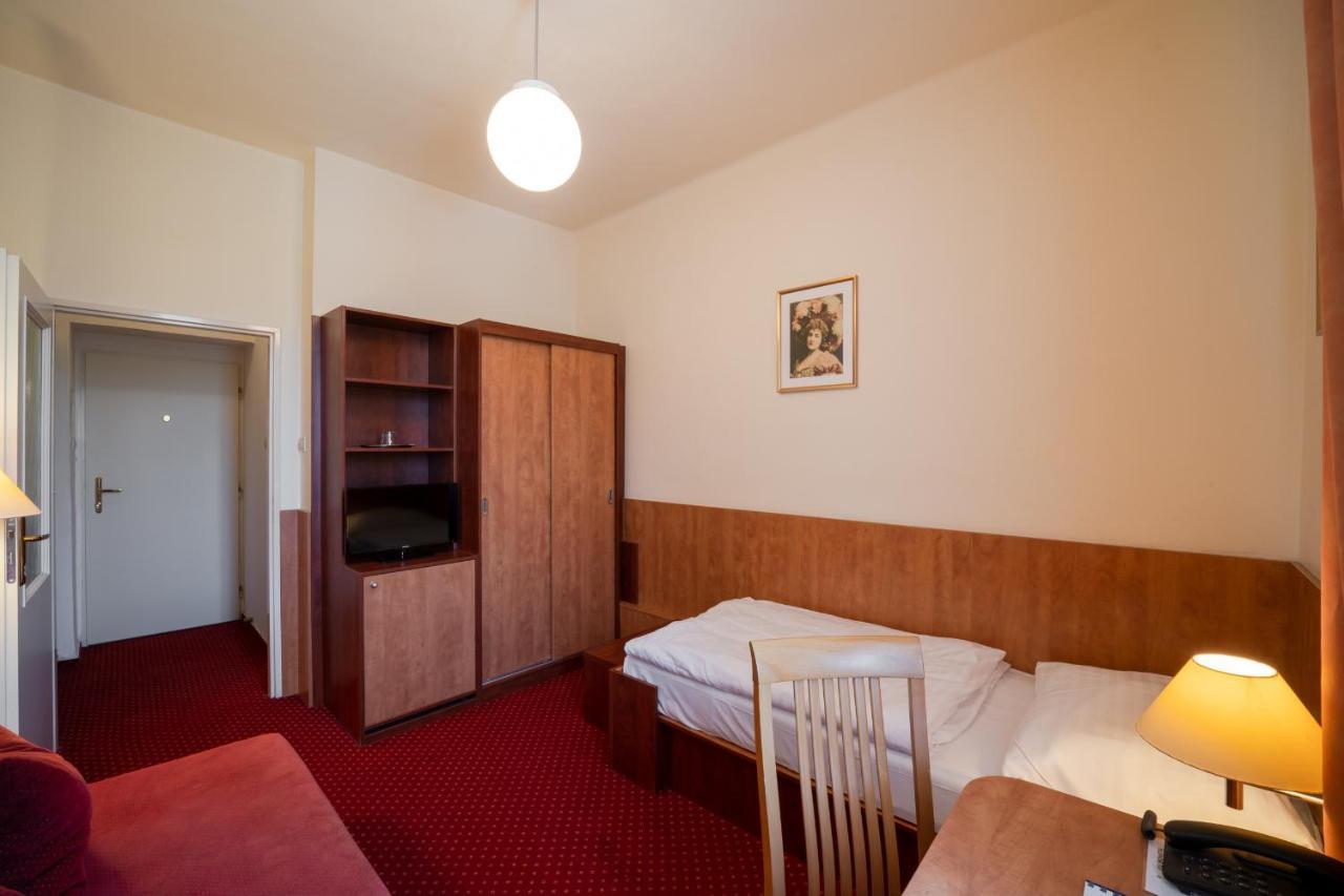 Hotel Grand Uherské Hradiště المظهر الخارجي الصورة