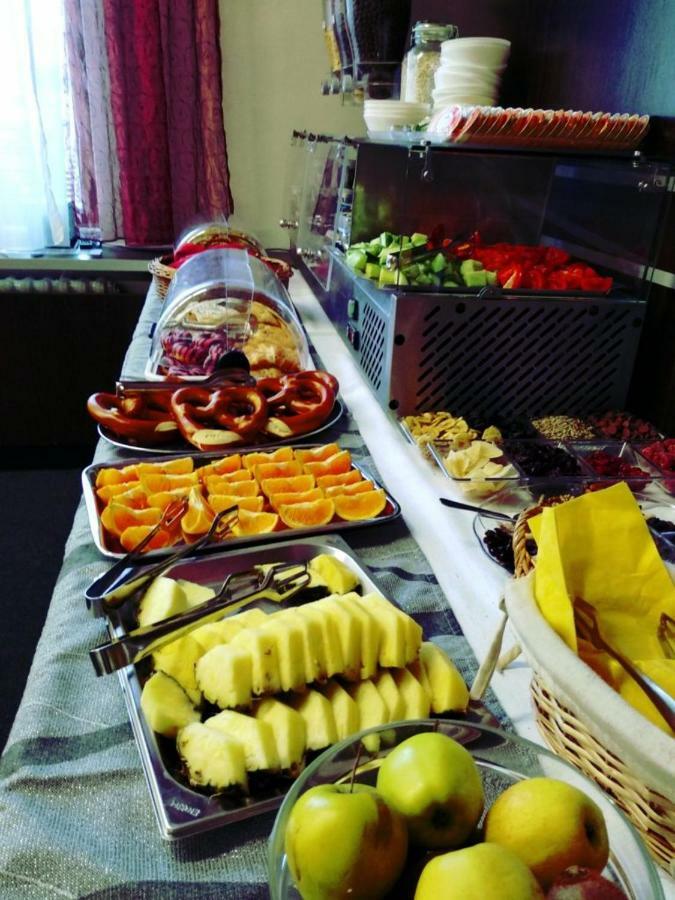 Hotel Grand Uherské Hradiště المظهر الخارجي الصورة